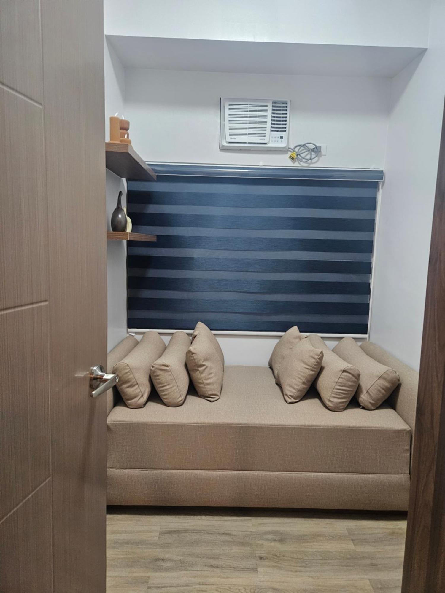 2br Qc Furnished W 300mbps Net Free Pool Use Aparthotel Manila
